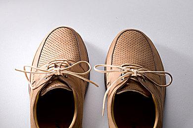 《红色沙漠》1小时演示公开广阔世界与激烈战斗